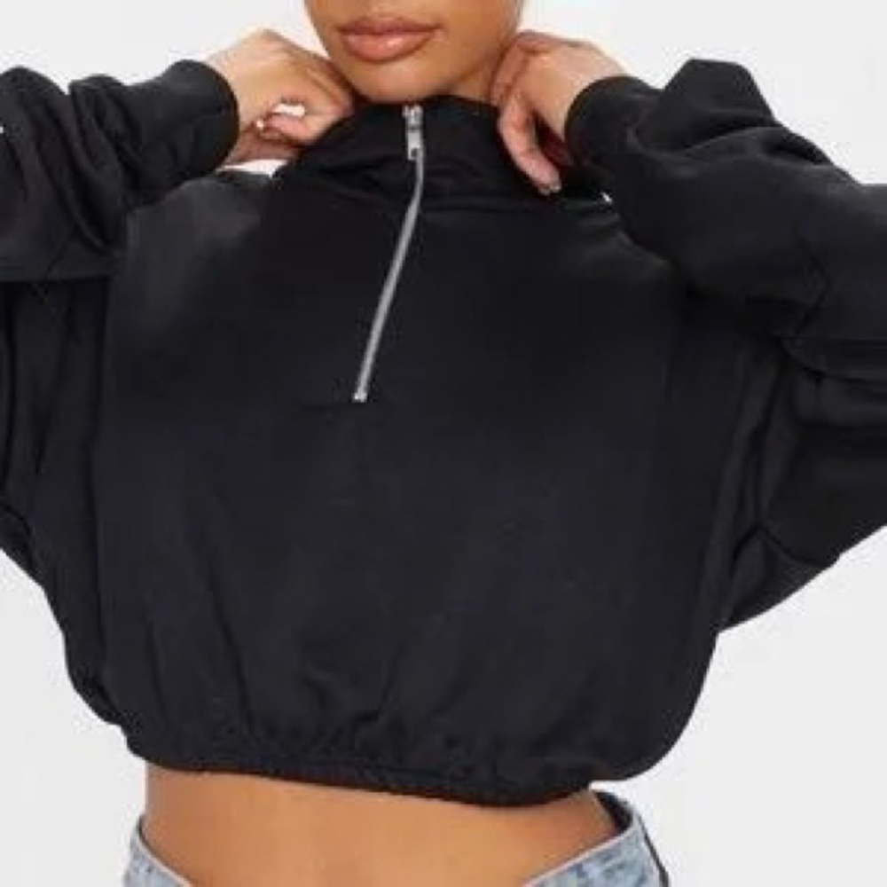 Prettylittlething black cropped quarter zip Size 2